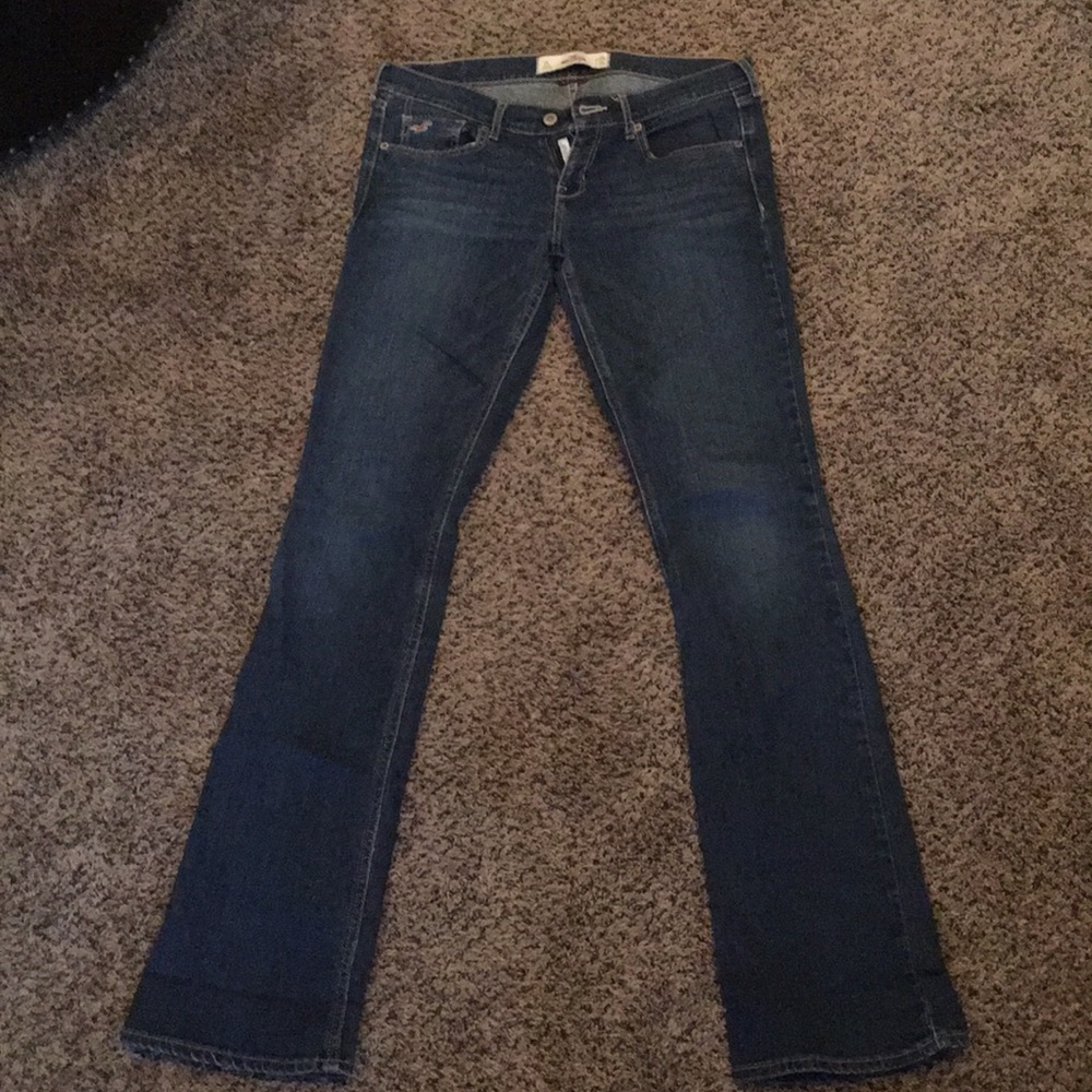 Hollister jeans size 28